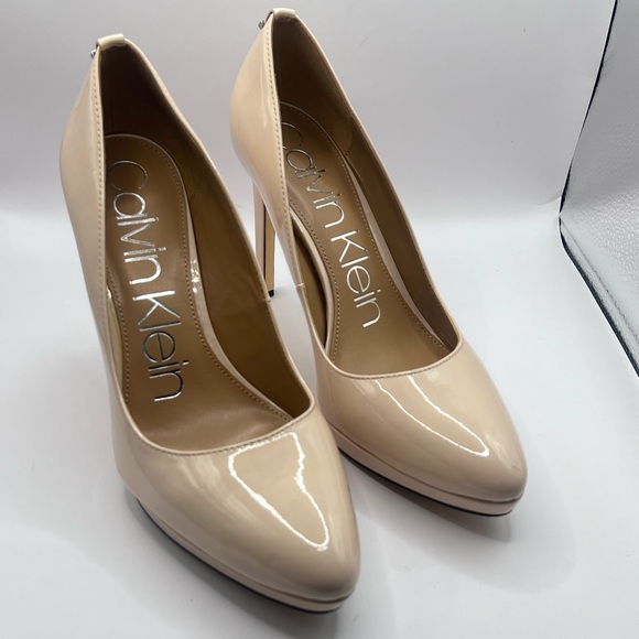 Calvin Klein Women's Cream Pumps - Picture 1 of 5